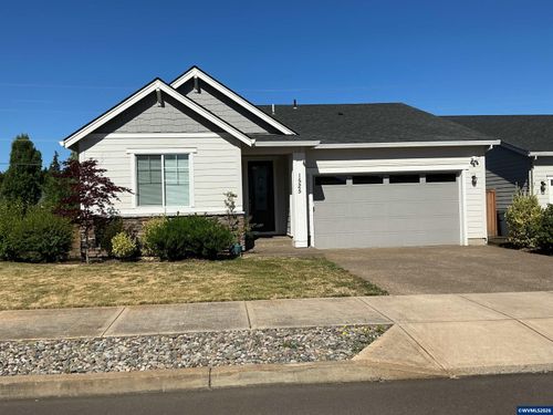 1525 N River Alder St, Canby, OR, 97013-2371 | Card Image