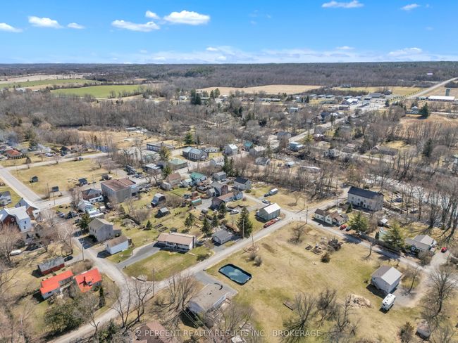 11 Water St, House other with 3 bedrooms, 2 bathrooms and 2 parking in Newburgh ON | Image 45