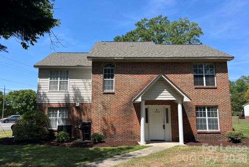 b-1000 Mt Holly Huntersville Rd, Charlotte, NC, 28214-9309 | Card Image