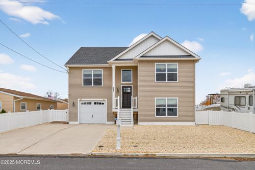 113 E Delaware Dr, LITTLE EGG HARBOR TWP, NJ, 08087-1103 | Card Image