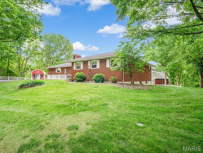 3004 Hh Rd, House other with 2 bedrooms, 4 bathrooms and 2 parking in Waterloo IL | Image 12