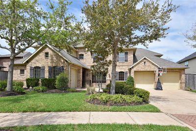 Nestled within the prestigious "Elite" enclave of Kennet Hill in Sienna, the meticulously crafted residence by J. Kyle exudes timeless elegance and unparalleled sophistication. | Image 2