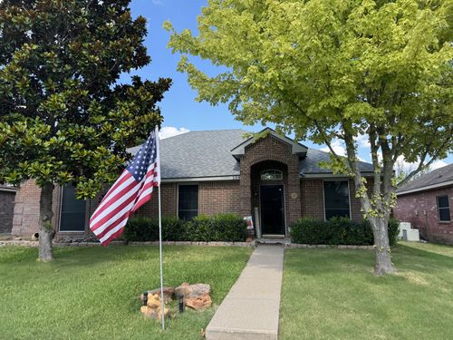 108 Forest Park Ln, Red Oak, TX, 75154-4618 | Card Image