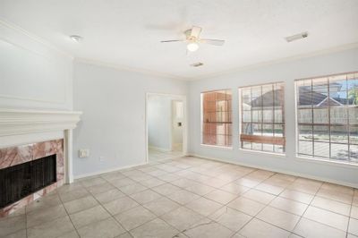 6614 Berrytree Lane, House other with 3 bedrooms, 2 bathrooms and null parking in Sugar Land TX | Image 3