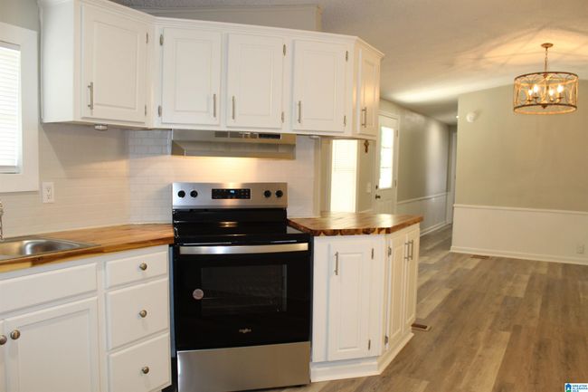 220 Crestview Dr, House other with 3 bedrooms, 2 bathrooms and null parking in SPRINGVILLE AL | Image 15