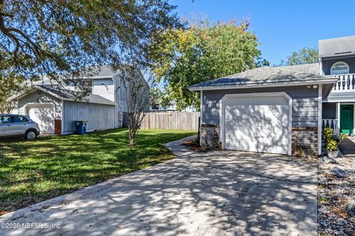 12015 Cobblewood Ln N, Jacksonville, FL, 32225-3735 | Card Image