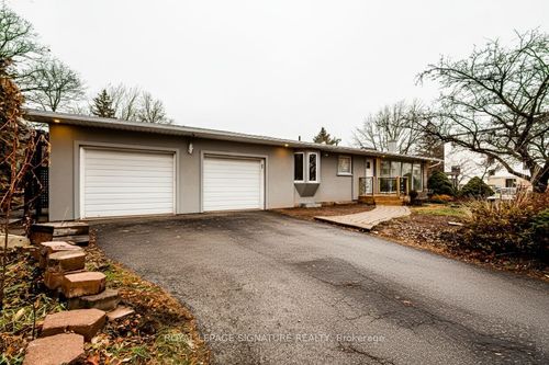 lower-1205 Gainsborough Dr, Oakville, ON, L6H2H4 | Card Image