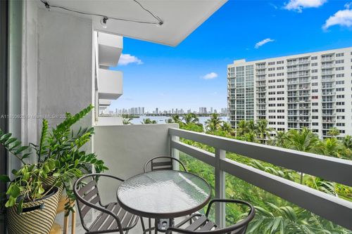 apt-648s-1500 Bay Rd, Miami Beach, FL, 33139-3221 | Card Image