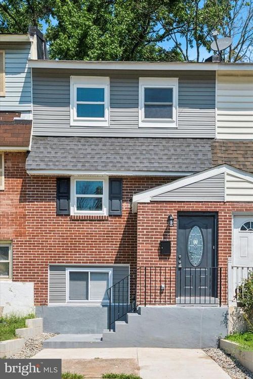 15 Oakmont Dr, NEW CASTLE, DE, 19720-1320 | Card Image