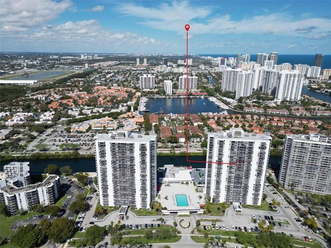 APT-1906 - 3675 N Country Club Dr, Condo with 2 bedrooms, 2 bathrooms and null parking in Aventura FL | Image 78