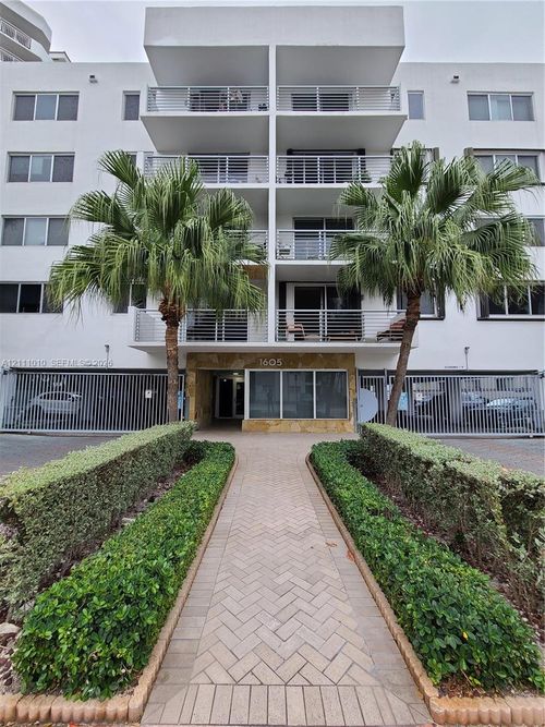 206-1605 Bay Rd, Miami Beach, FL, 33139 | Card Image