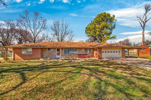 1507 Crescent Dr, Bartlesville, OK, 74006-6004 | Card Image