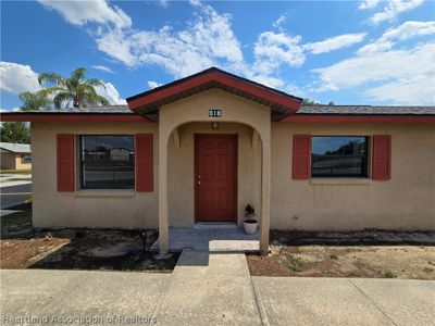 517 Las Palmas Circle, Home with 12 bedrooms, 6 bathrooms and null parking in Avon Park FL | Image 1