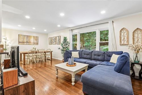 4372 Ashwoody Trl Ne, Brookhaven, GA, 30319-1437 | Card Image
