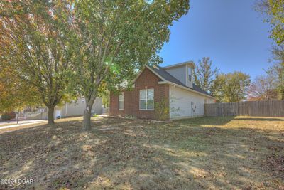 304 Ashmore Drive, House other with 4 bedrooms, 3 bathrooms and null parking in Carl Junction MO | Image 3