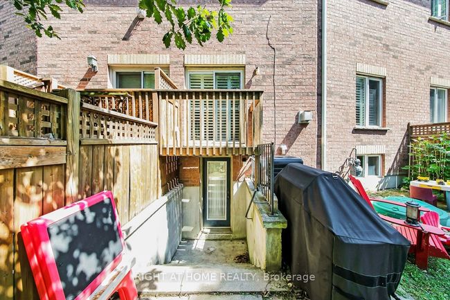 23 Michael Way, Condo with 3 bedrooms, 5 bathrooms and 1 parking in Markham ON | Image 33