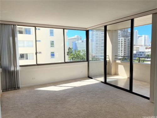 1004-2410 Cleghorn St, Honolulu, HI, 96815-3132 | Card Image