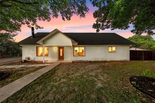 128 E Johnson St, Hewitt, TX, 76643-3429 | Card Image