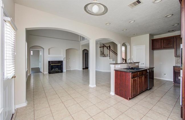 3410 Walden Creek Ln, House other with 3 bedrooms, 3 bathrooms and 2 parking in Pearland TX | Image 18