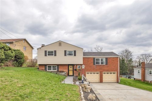 2537 N Lightwood Ave, Bethel Park, PA, 15102 | Card Image
