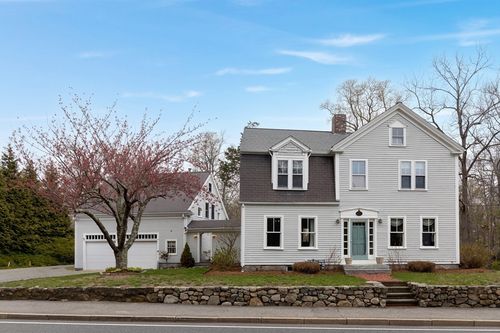 684 Country Way, Scituate, MA, 02066-1815 | Card Image