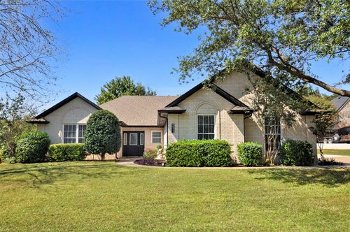 9511 Bellechase Rd, Granbury, TX, 76049-4434 | Card Image