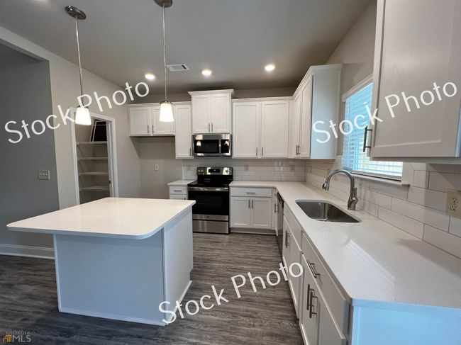 UNIT-1 - 5406 Rockfern Dr, Townhouse with 3 bedrooms, 3 bathrooms and 2 parking in Lilburn GA | Image 5
