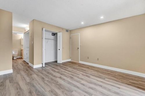 apt-f21-5767 Washington St, Hollywood, FL, 33023-1494 | Card Image