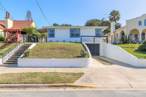 326 Bostwick Avenue, DAYTONA BEACH, FL, 32118 | Card Image