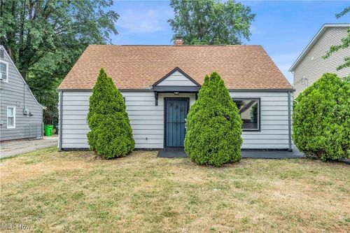 23297 Williams Ave, Euclid, OH, 44123-1522 | Card Image