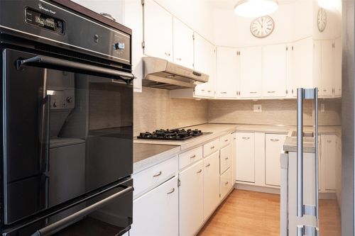 apt-1-115 Wolfs Ln, Pelham, NY, 10803-1839 | Card Image