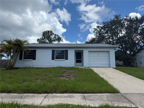 1308 Dukes Dr, TARPON SPRINGS, FL, 34689-2858 | Card Image
