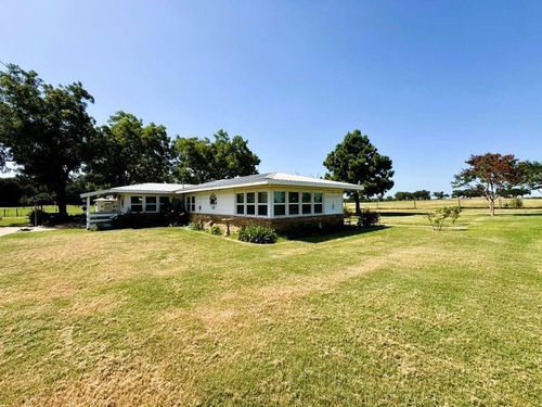 9596 W Us Highway 79, Hearne, TX, 77859-3874 | Card Image