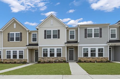 228 Marelli Dr, Sanford, NC, 27332-6290 | Card Image