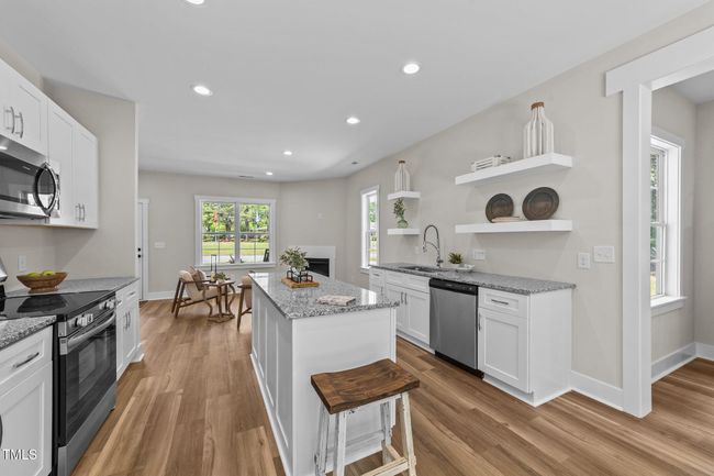 412 N Green - Kitchen 3 | Image 11