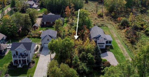 6912 3rd St, Douglas, MI, 49406-5132 | Card Image