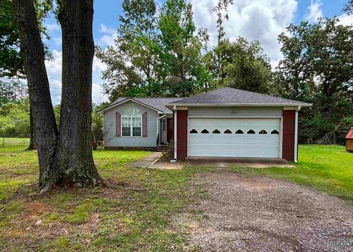 155 Willow St, Savannah, TN, 38372-3690 | Card Image