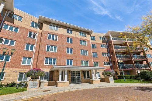 504-710 Creekside Dr, Mount Prospect, IL, 60056-6375 | Card Image