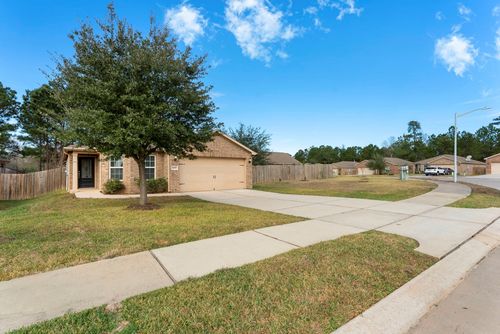 9159 Nina Road, Conroe, TX, 77304 | Card Image