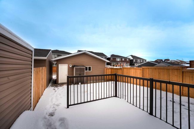 364 Redstone Drive Ne, Home with 4 bedrooms, 3 bathrooms and 2 parking in Calgary AB | Image 33