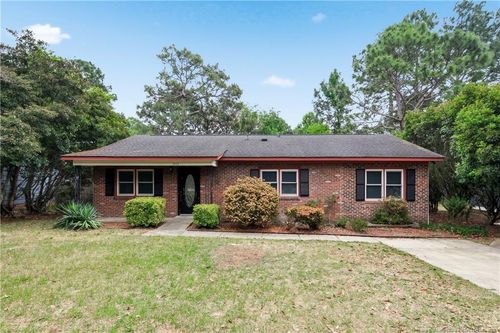 3625 Metric Dr, Hope Mills, NC, 28348-2226 | Card Image