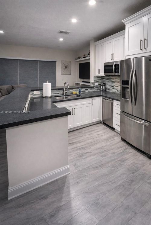 12140 Sw 4th St, Pembroke Pines, FL, 33025-5943 | Card Image