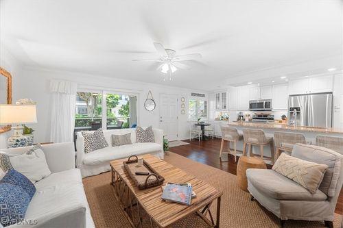 380-380 4th Ave S, NAPLES, FL, 34102-6383 | Card Image