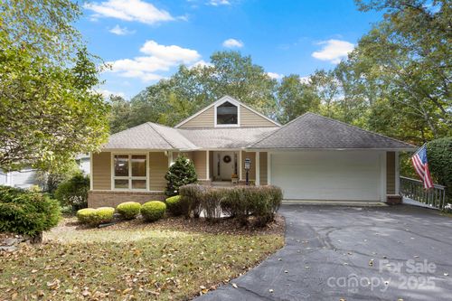 320 Dawnbrook Dr, Flat Rock, NC, 28731-8578 | Card Image