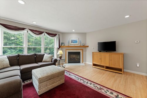 3-300 Mill Brook Rd, Thornton, NH, 03285-6342 | Card Image