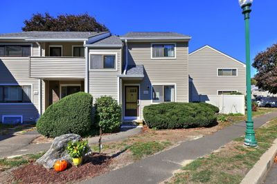 134 - 134 Shagbark Drive, Condo with 2 bedrooms, 2 bathrooms and null parking in Derby CT | Image 2