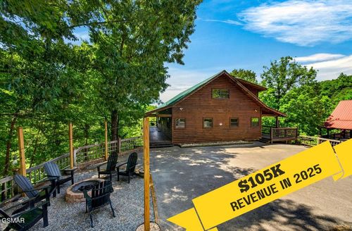 2428 Breezy Rd, Sevierville, TN, 37876 | Card Image