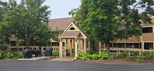 b10-B10 Long Bay Point Dr, Galena, IL, 61036-8711 | Card Image