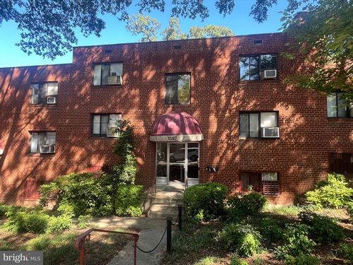 apt-204-x-1587 N Colonial Ter, ARLINGTON, VA, 22209-1429 | Card Image