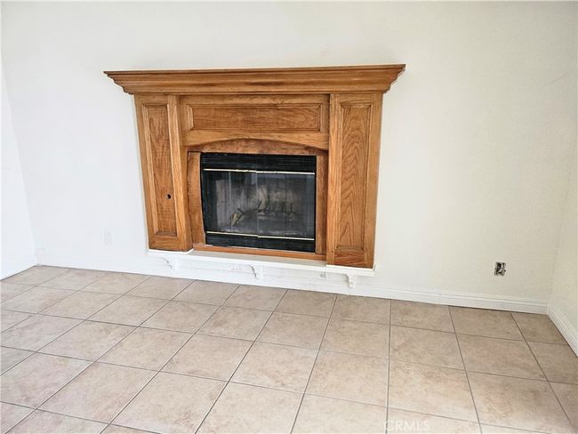 27600 Silver Lakes Pkwy, House other with 4 bedrooms, 3 bathrooms and 2 parking in Helendale CA | Image 15